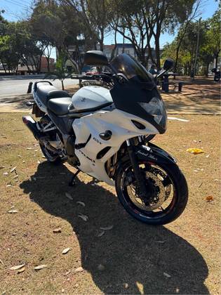 SUZUKI GSX 1250 FA SUZUKI GSX 1250 FA